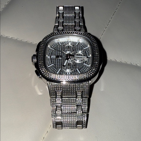 New JBW Men's Heist 1/7 cttw Diamond Quartz Stainless Steel Watch J6380D 45mm - Picture 10 of 10